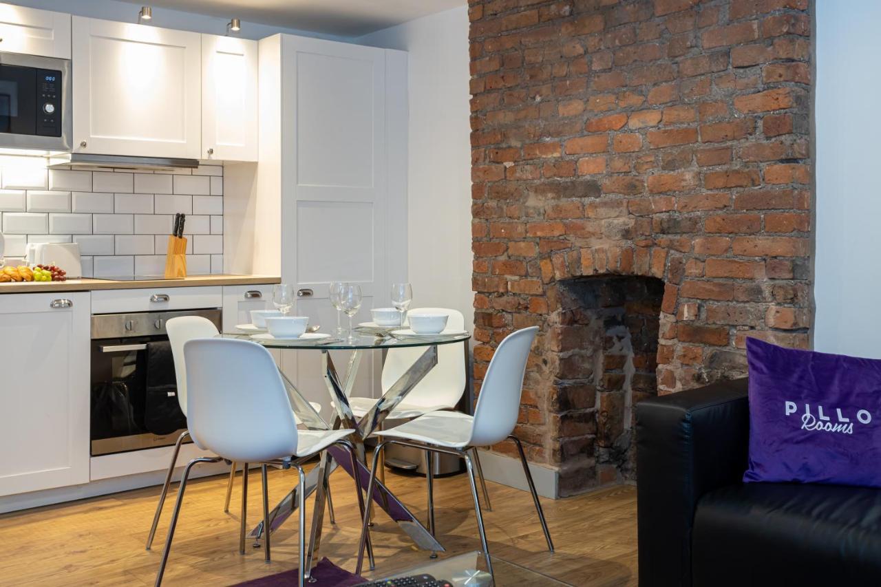 Pillo Rooms Serviced Apartments - Salford Manchester Exterior photo