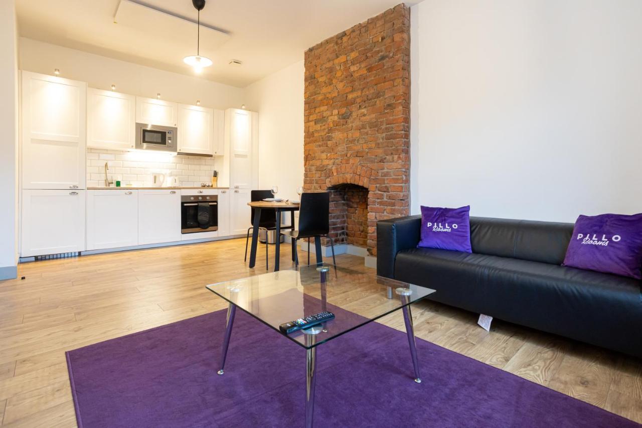 Pillo Rooms Serviced Apartments - Salford Manchester Exterior photo