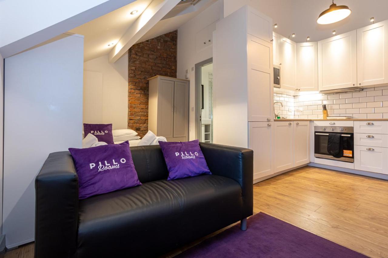 Pillo Rooms Serviced Apartments - Salford Manchester Exterior photo