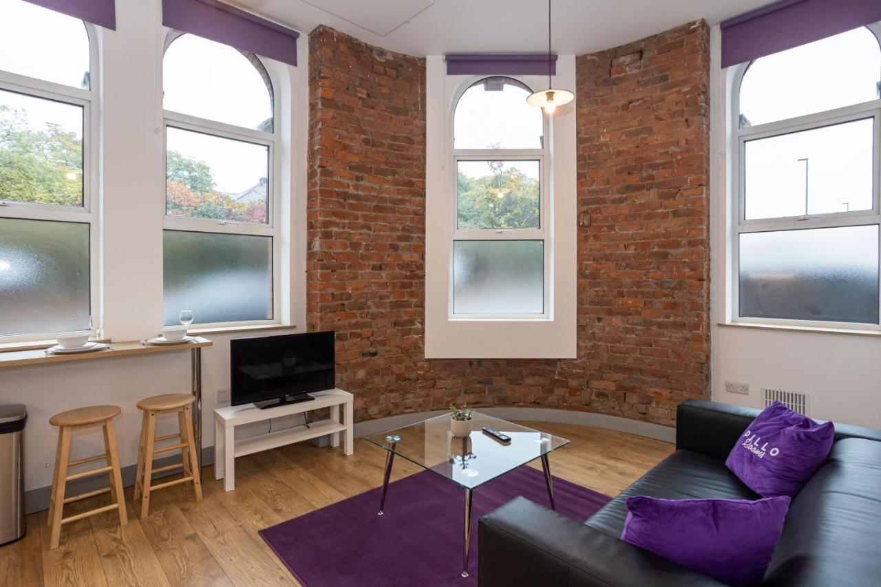 Pillo Rooms Serviced Apartments - Salford Manchester Exterior photo
