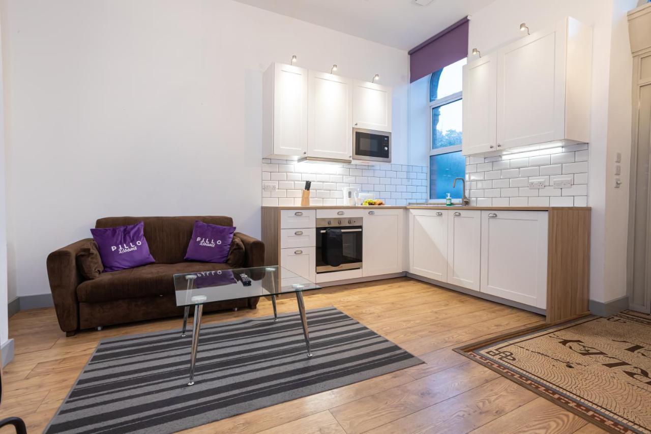 Pillo Rooms Serviced Apartments - Salford Manchester Exterior photo