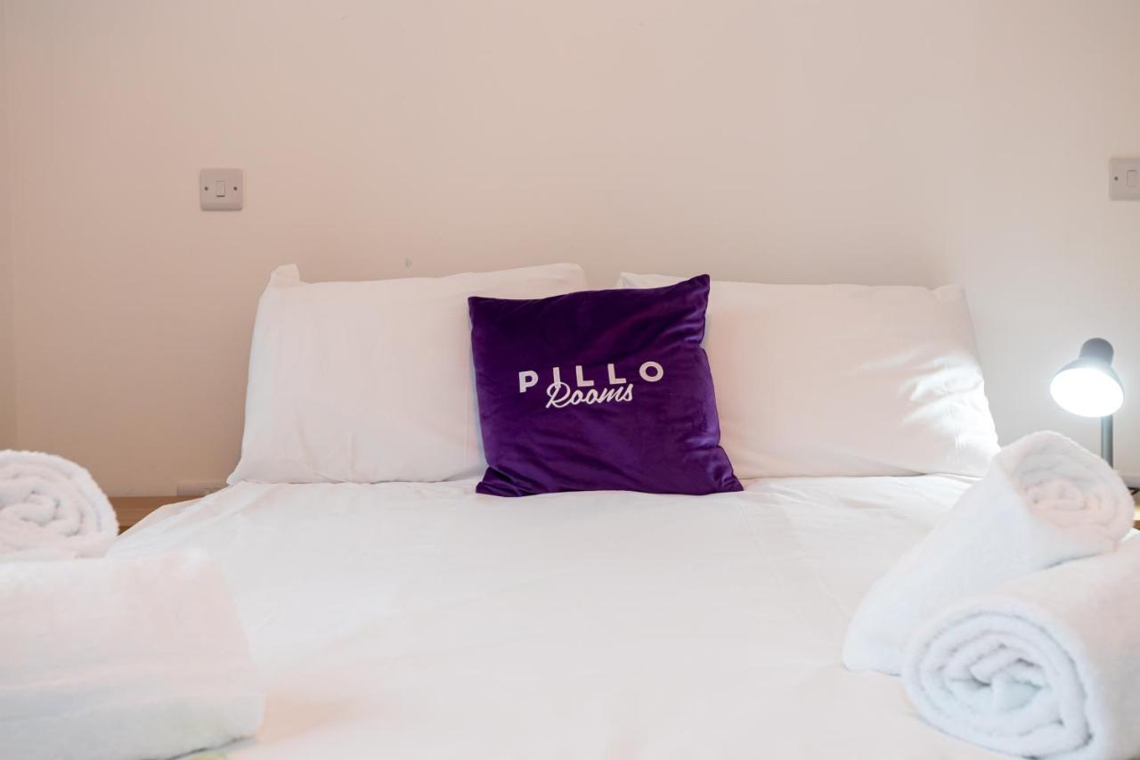 Pillo Rooms Serviced Apartments - Salford Manchester Exterior photo