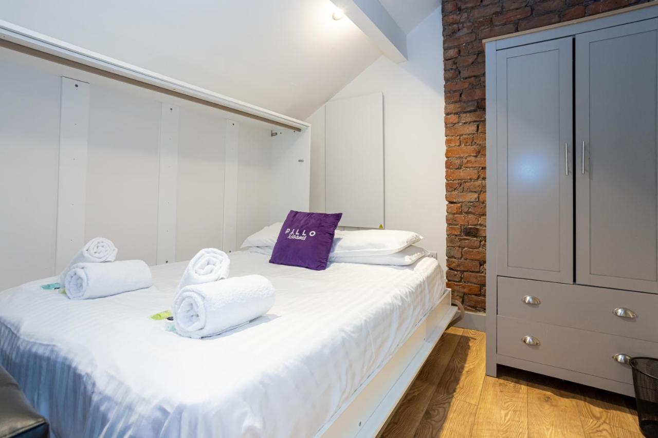 Pillo Rooms Serviced Apartments - Salford Manchester Exterior photo